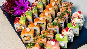 Seaweed Snacks: The Salty Superfood Making Waves in Snacking Trends