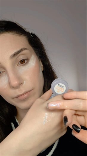 Hi everyone I'm a beauty blogger, I am happy to see you in my channel 💗 #makeup #beauty #shorts#blog