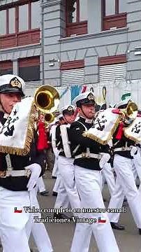Escuela Naval Arturo Prat: Pasacalle Marcha Yo tenia un Camarada / Ich hatt' einen Kameraden
