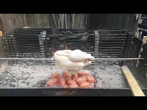 Tourne broche pour barbecue fait maison .
