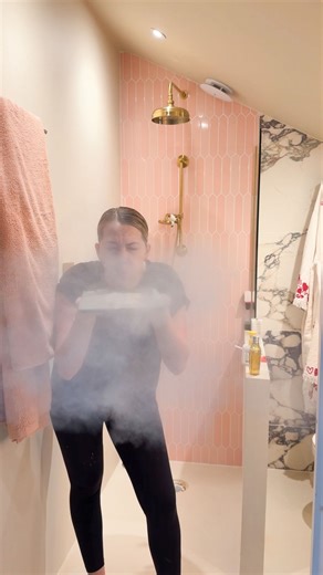 Roo Day on Instagram: "One hour speed cleans are so back ⏱️🫧✨ #cleaningmotovation #cleanwithme #cleaningvlog #speedcleaning"