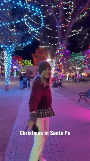 If you’re in Santa Fe, a Christmas Eve stroll through the historic Plaza is a ritual. Centuries-old architecture glowing under holiday lights, the air crisp, the moment grounding and full of quiet magic. 🎄 BODY is open for your last-minute gifts—then linger a little longer and take in the season where Santa Fe shines most. | BODY of Santa Fe
