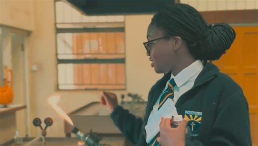 A little rewind to last term as we look back at our Form 3's science trip. This was a wonderful opportunity to expand their scientific knowledge and get a glimpse of what a profession in science involves. | Chengelo School