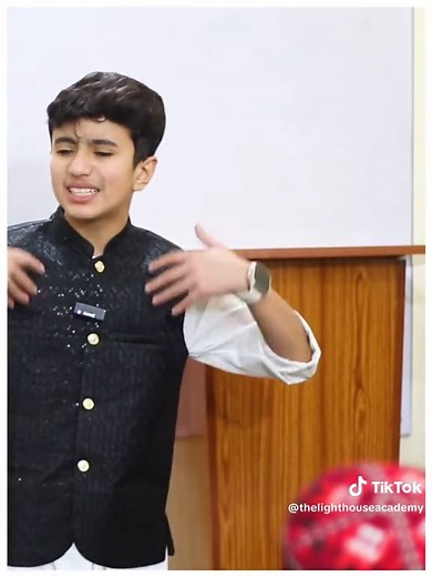 Muhammad Hasnain leads an inspiring session at The Lighthouse Academy of English Language and IT, empowering students with knowledge and leadership skills. A young mentor shaping future minds! #YoungLeader #Inspiration #LighthouseAcademy #Thelighthouseacademy #DCEP #Young Leaders program #lighthouse #learnwithhamidtalash #Learnenglishlanguage #spokenenglishcourse #Englishlanguage #spokenenglish #IELTS#DIT #for #foryou