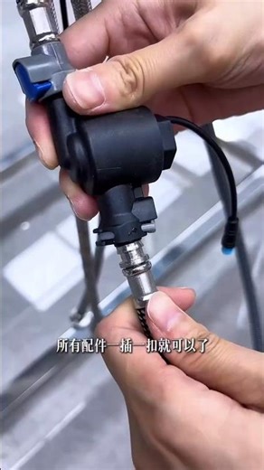 No need to consider faucets that keep your sink clean and free of#splashes #faucet#splashprooffaucet