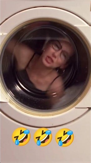 I finally found out what’s inside the washing machine! 🧐😂