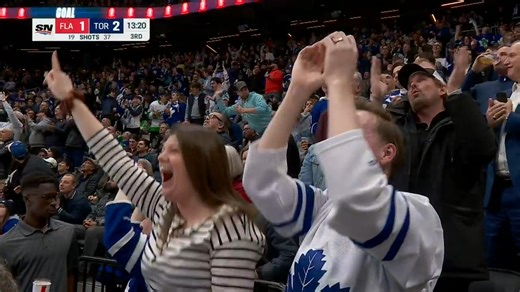 PAPI POWER 💪 | Toronto Maple Leafs