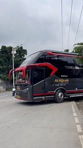 340K views · 3.9K reactions | Bus tronton termewah jalur sumbar bus alhijrah berangkat  #poalhijrah #busmaniaindonesia | Bang Jarwo Sopo | Facebook