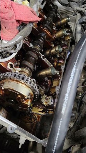 2009 Toyota Tundra. Lost oil pressure, and cam position code.