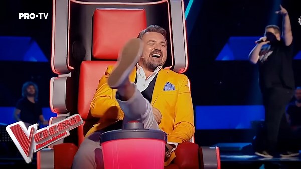 11M views · 373K reactions | He doesn't look like your typical rapper but he definitely doesn't disappoint! #BlindAuditions #TheVoice | The Voice Global | Facebook