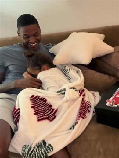 BEST portable smart projector Its SO SMALL Perfect for family movie nights #Capsuleandchill #SeeNebula #AnkerProjector #NebulaProjector #Capsule3 #NebulaCapsule3 | Nick Knudtson