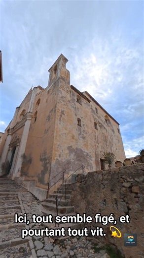 La Citadelle de Calvi comme vous ne l’avez jamais vue… Un voyage hors du temps. 🌊✨ #calvi #corse #corsica | Corse Vision