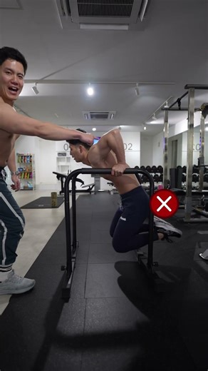 [Dips] How to do dips (chest and triceps training)