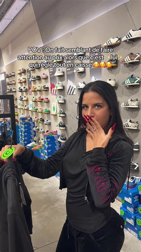 Les soldes chez Citadium c’est le moment de sortir vos meilleurs jeux d’acteur les filles 🫶