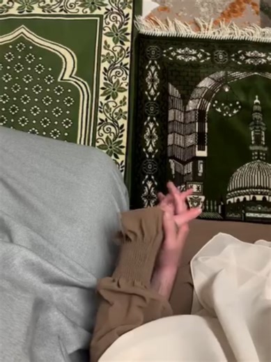 حب حلال: تحتَلّ قلبِي أكثَر من نَبضه