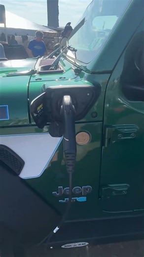 Two-Door Gladiator Build That Jeep Needs to Copy #jeep #automobile #offroad