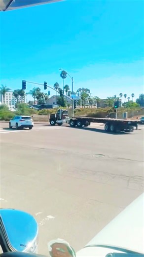 Heavy Haul flatbed #lowbed #heavyhaul #setback #grinch #peterbilt #367 #flatbedtrucking #trucking