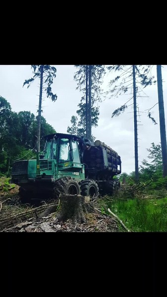 #johndeere #timberjack #johndeere1210e #timberjack1110d #holztransportistdergeilstesport #forstliebe