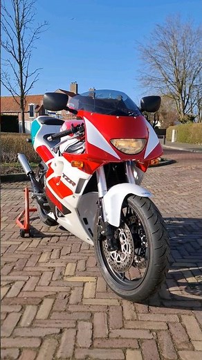 Taking a Closer Look on the Yamaha TZR 250