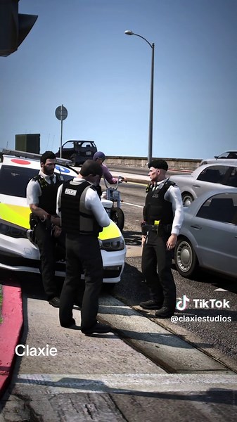 Exploring Northern London RP in FiveM Roleplay