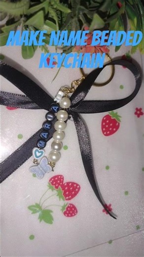 “Name keychain 🦋✨#trend #cuteaccessories #pearlkeychain #trendykeychain #viralreels #butterflycharm”