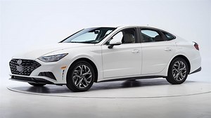 2022 Hyundai Sonata 4-door sedan