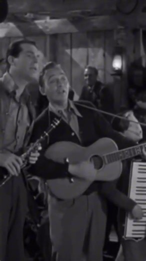Bing Crosby, Fred MacMurray and Donald O'Connor. #singyousinners