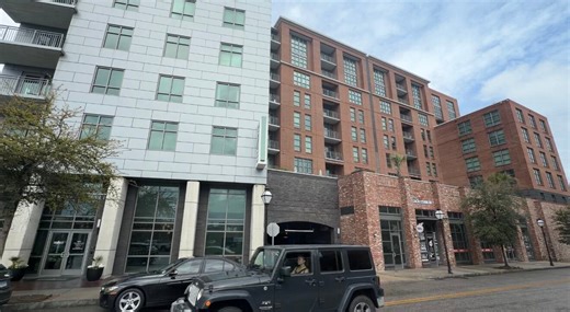 Plumbing issues lead to flooding, power outages at Charleston student apartments