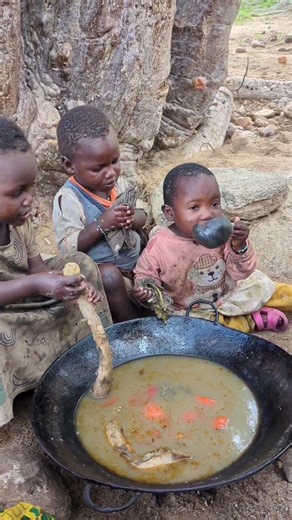 The daily life and diet of the Hazarbi tribe