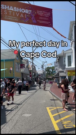 My perfect day in Cape Cod #newenglandsummer #capecod #provincetown #travellife #summer #massachusetts #thingstodoincapecod #adayinmylifetravel