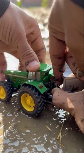 Die-Cast Metal Farm Tractor Set Mud Convoy Test | Frantic POV Unboxing | Fleet Toy