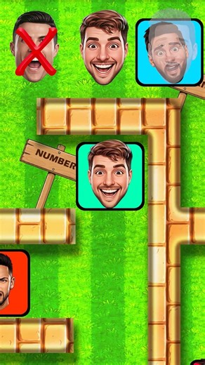 RONALDO vs MESSI vs IShowSpeed 🔥 Ultimate Maze Challenge – Who Wins?! 😱 #shorts