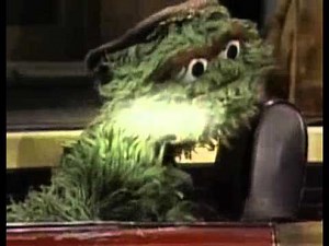 Classic Sesame Street - Maria helps Oscar