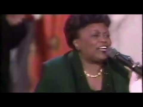 Dorothy Norwood - "Fire" (Traveling Preacher)