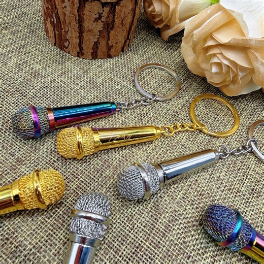 Customized Microphone Keychain, Music Enthusiast Gift, Carved Keychain, Birthday Gift, Christmas Gift, Family Gift - Etsy