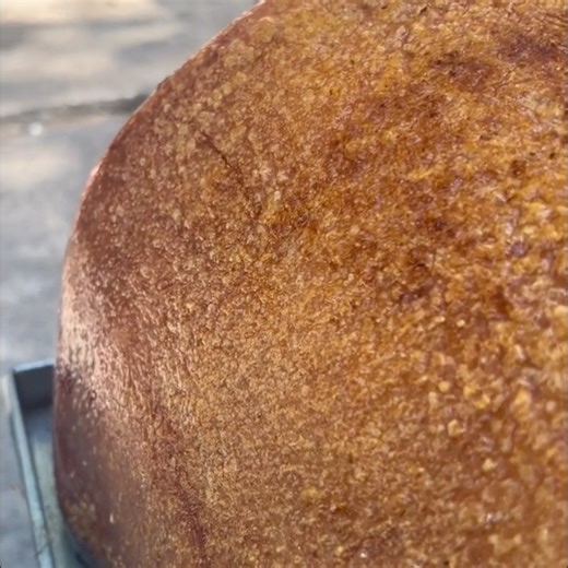 Freshly roasted suckling pig on the table 🐷🔥 Who’s taking the first bite? #FoodieLife #StreetEats #DeliciousMoments | ShanghaiEye