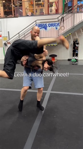 Cirkus Cirkör on Instagram: "Tutorial! A nice acrobatic move that fits well into dance choreographies as well: a Duo Cartwheel. #circus #dance #tutorial"