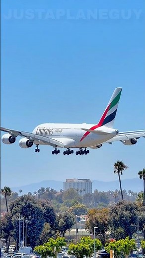 Emirates Airbus A380 arrival into Los Angeles International Airport