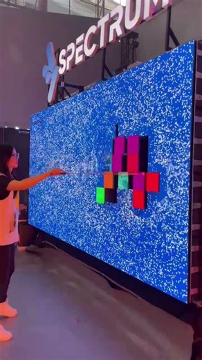 Interactive Kinetic LED Screen | 3D Motion Display at GETshow Exhibition #Kinetic#InteractiveDisplay
