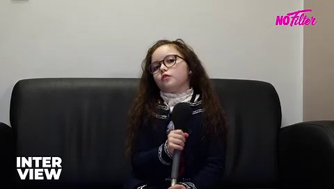 The Voice Kids : Emma parle de sa maladie : Chaque année, je perds la vue... (VIDEO)