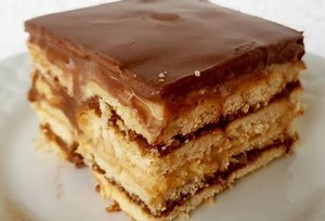 NAJBOLJI KEKS KOLAC ZA 10 MINUTA: Ovaj kolač brzo se napravi, a još brže nestane