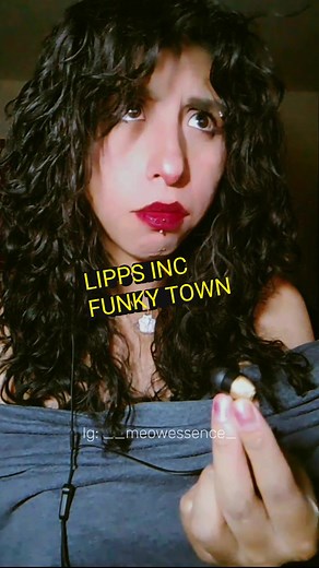 Lipps INC Funky town 🎬Shrek 2 #shrek #shrek2 #shrekislove #farfaraway #lippsinc #funkytown #soundtrack #fyp #crayolaazabache #meowessence