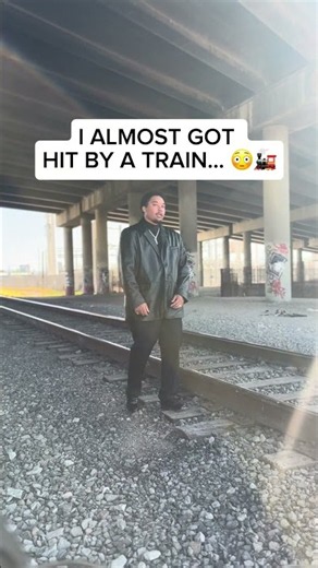 I WAS NOT SUPPOSED TO WALK AWAY FROM THIS… 😳🚂#shorts #hrleoo #viral #wtf #crazy
