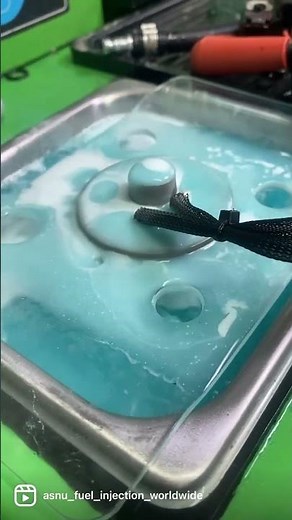 E-Tec Fuel Injector Ultrasonic Cleaning 😍 #shorts #asnu