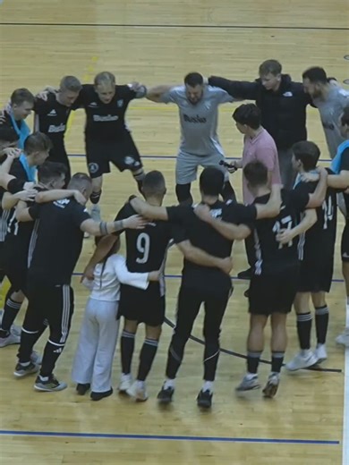 Zobaczcie jak padały gole ⚽️🥅 w wygranym 4:0 przez BSF Busko-Zdrój meczu z KS Zaczernie #piłka #futsal #bramki #gole #sport #SKRÓT