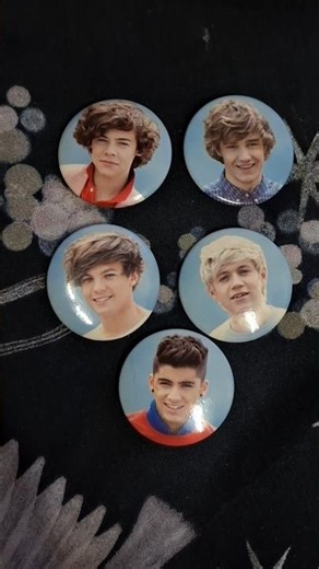 What's in my One Direction pencil case Part 4 #Shorts