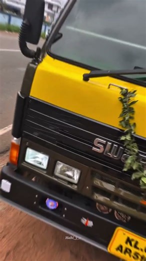 🖤💛❤️ #automobile #driver #jcb #travel #shorts