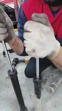 auto machanic shok abserber replacement