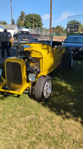 1932 Ford Roadster #cars #custom #classic #classiccars
