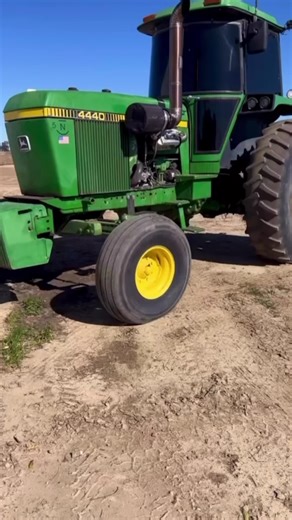 Exploring John Deere Tractor Farming Setup